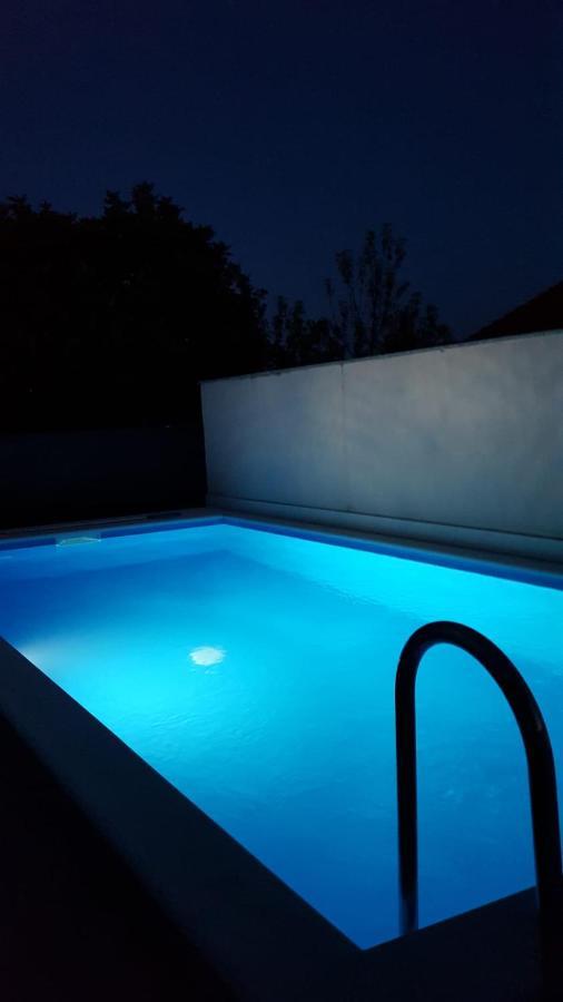 Holiday Home Goranka Zmijavci Bagian luar foto
