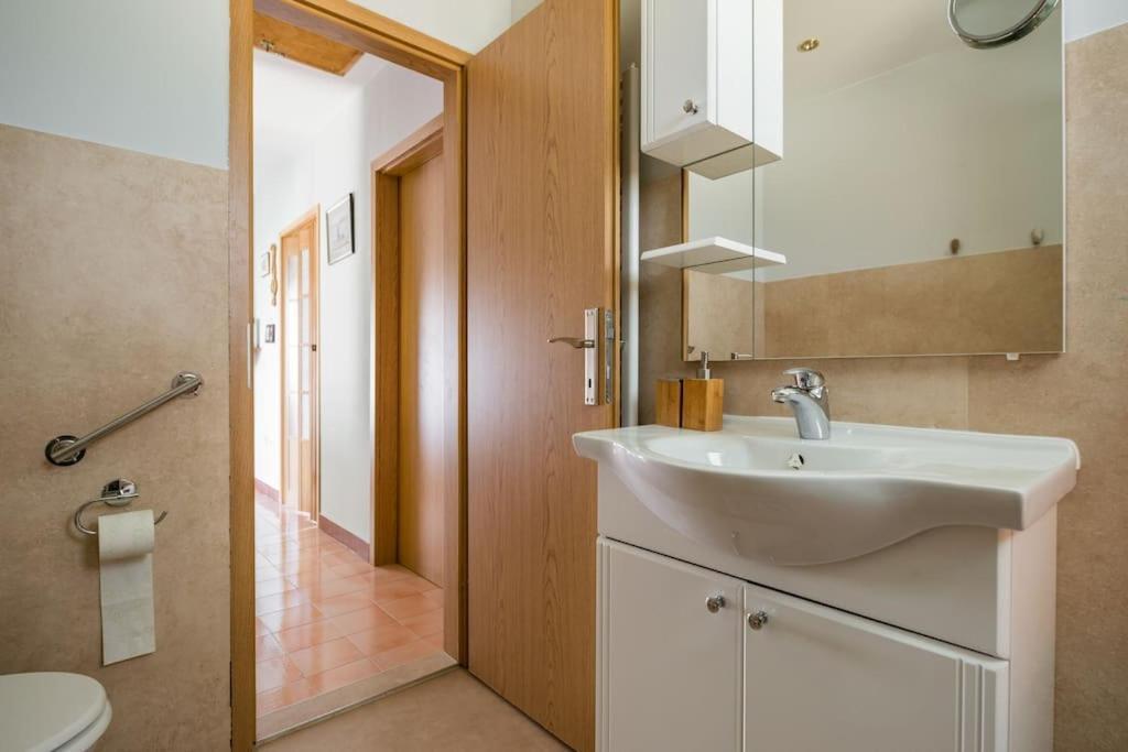Holiday Home Goranka Zmijavci Bagian luar foto
