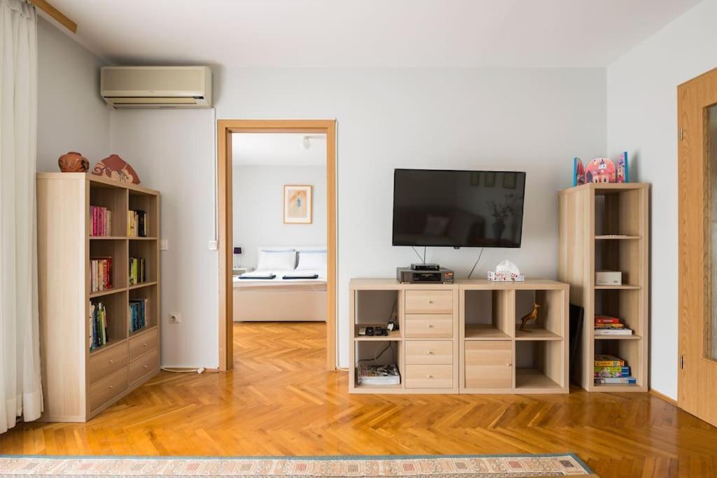 Holiday Home Goranka Zmijavci Bagian luar foto